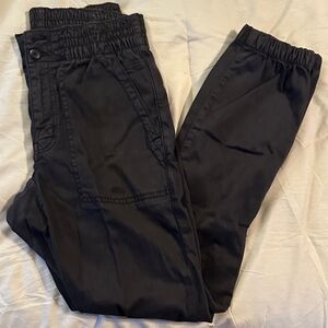 American Eagle Women’s Black Jogger Pants